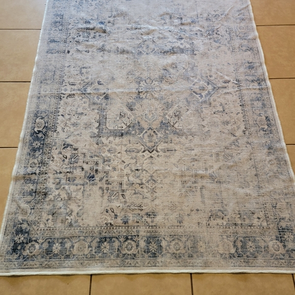 Ruggable Kamran Washable Area Rug 58 in x 80 in No Pad - Picture 6 of 9